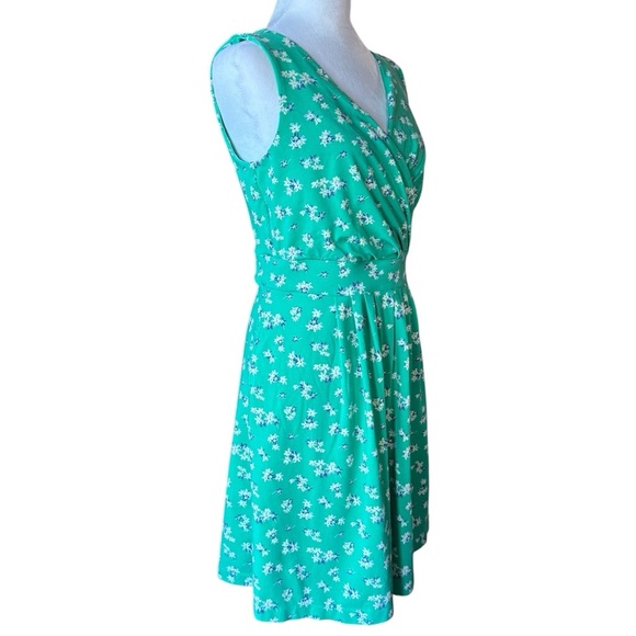 Lands’ End Fit & Flare Floral Dress Green White Size M Petite - Picture 3 of 11
